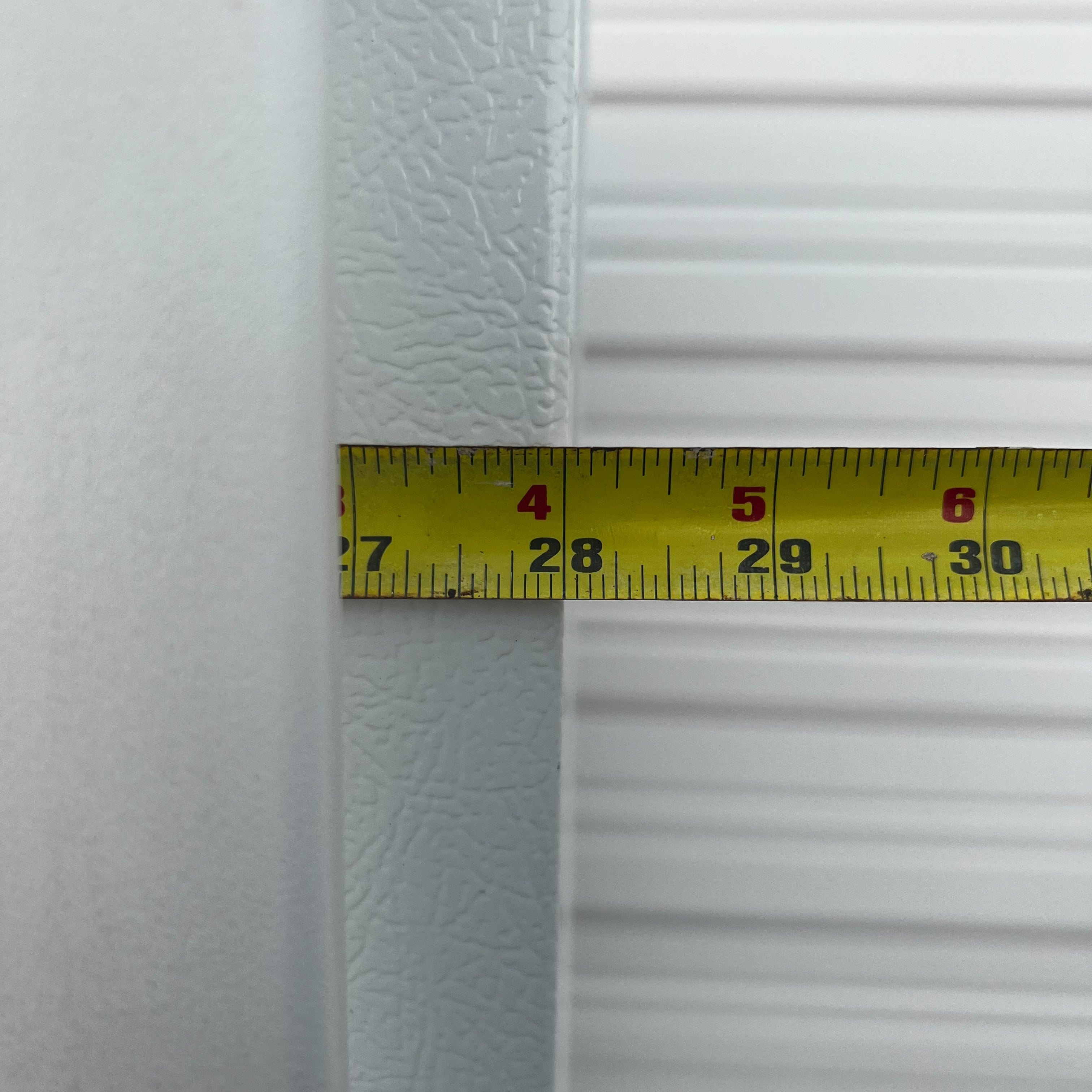 GE Top and Bottom Refrigerator GE Top and Bottom Refrigerator